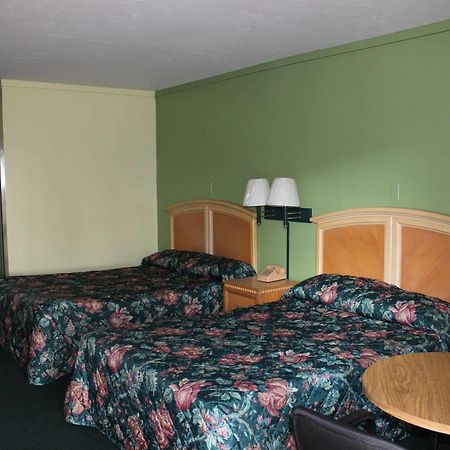 Travelers Inn Gainesville Kültér fotó