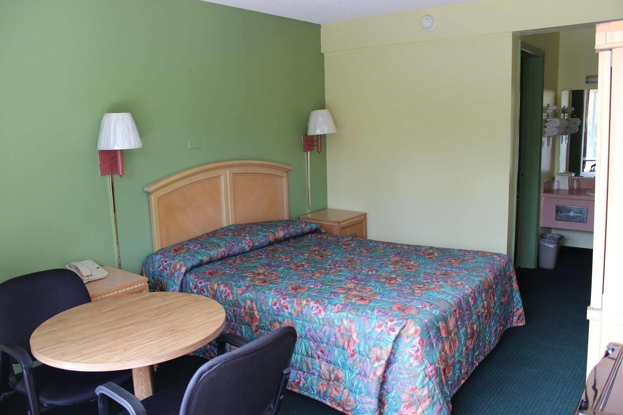 Travelers Inn Gainesville Kültér fotó