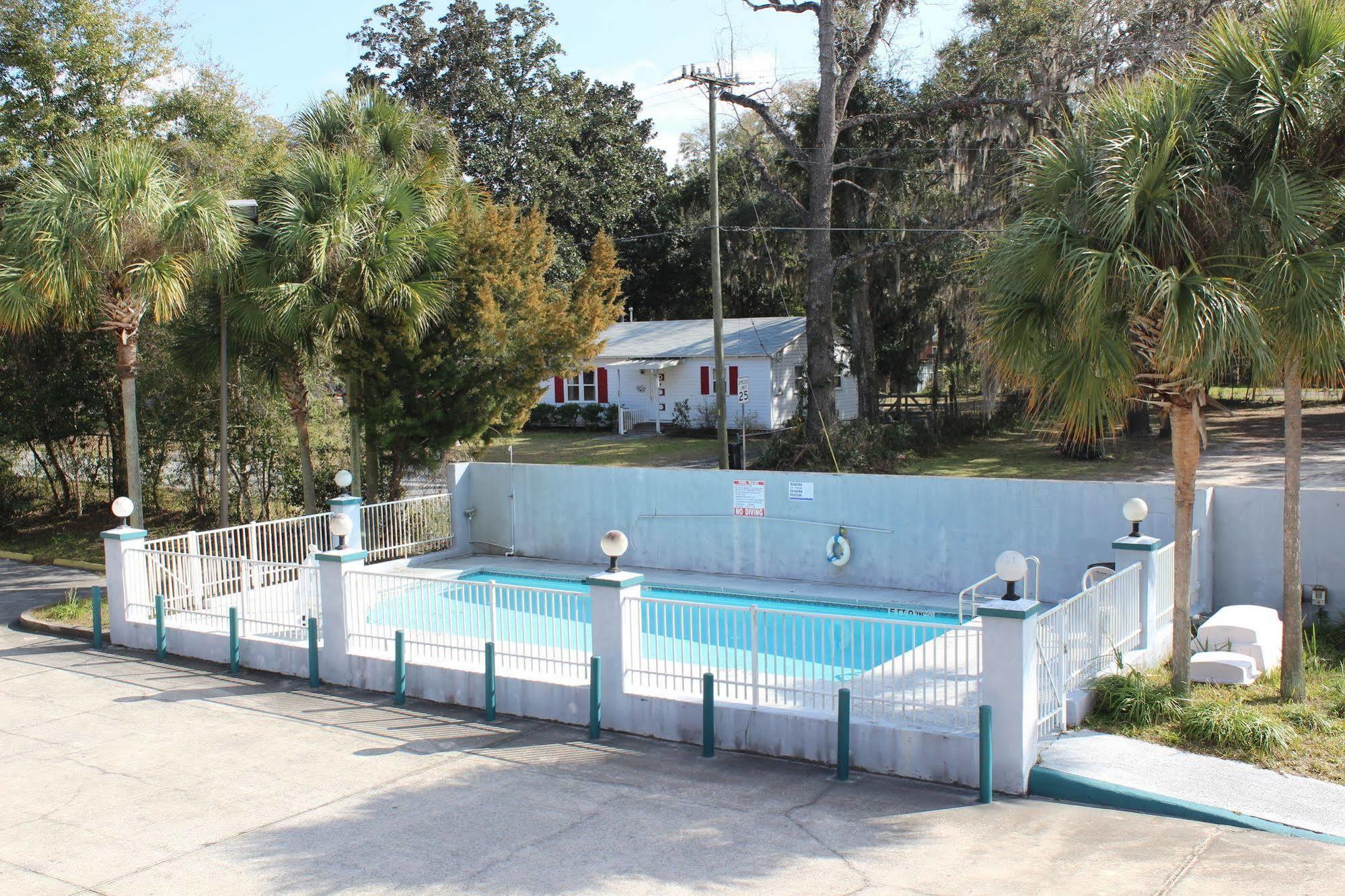 Travelers Inn Gainesville Kültér fotó